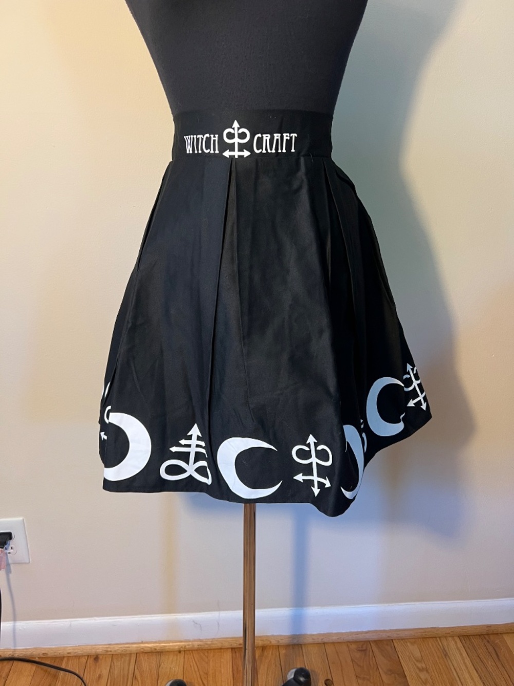Restyle Symbol skirt